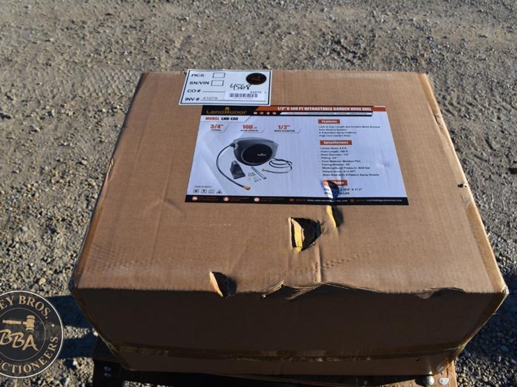 landhonor-retractable-garden-hose-reel-image-1