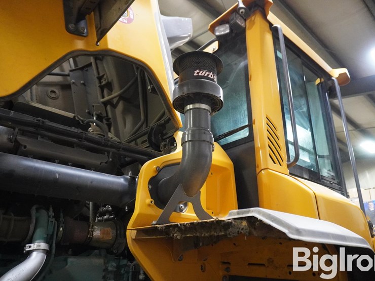 2022-volvo-l60h-image-9