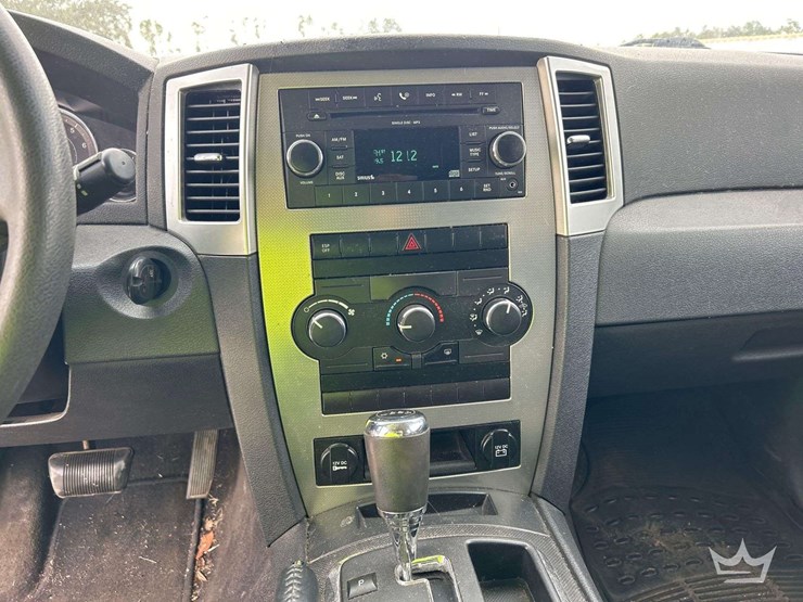 2009-jeep-grand-cherokee-4wd-suv-image-18