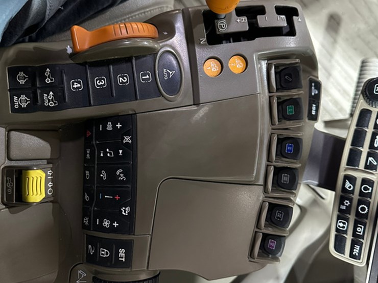 john-deere-8r-410-image-11