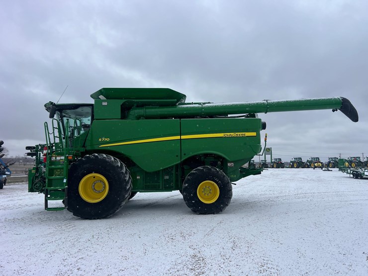 john-deere-s770-image-8