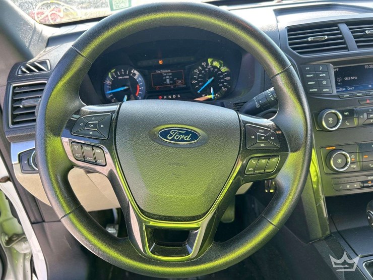 2018-ford-explore-awd-suv-image-12