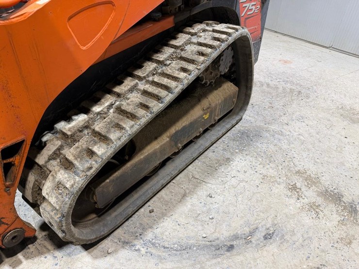 kubota-svl75-2-image-12