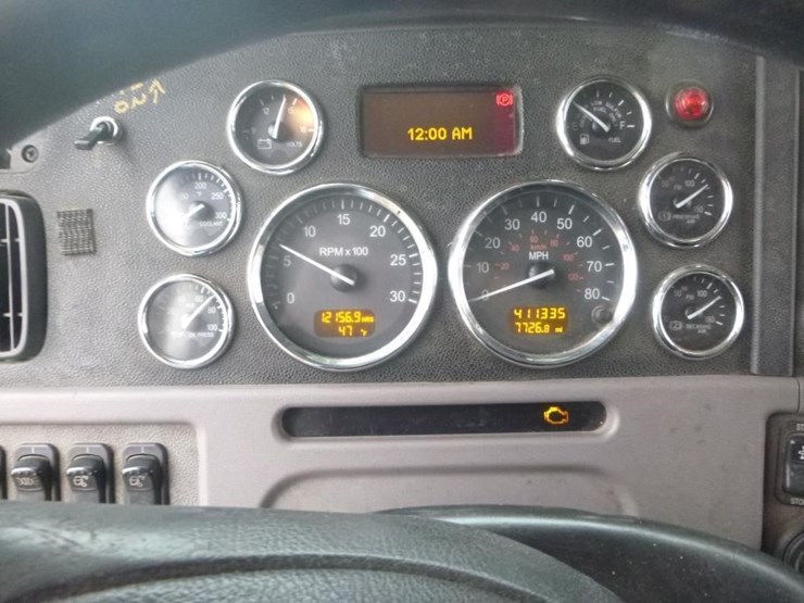 2014-peterbilt-367-image-20