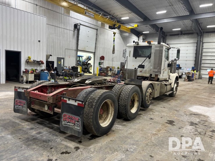 international-9900i-image-12