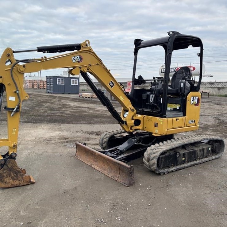2022 CATERPILLAR 302.7CR