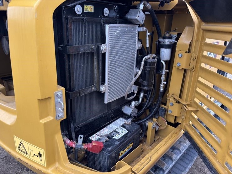 caterpillar-305.5e2-image-44