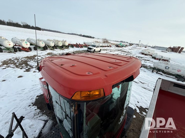 case-ih-titan-3030-image-40