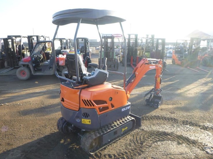 2025-sdlanch-sdle18p-hydraulic-excavator-image-3