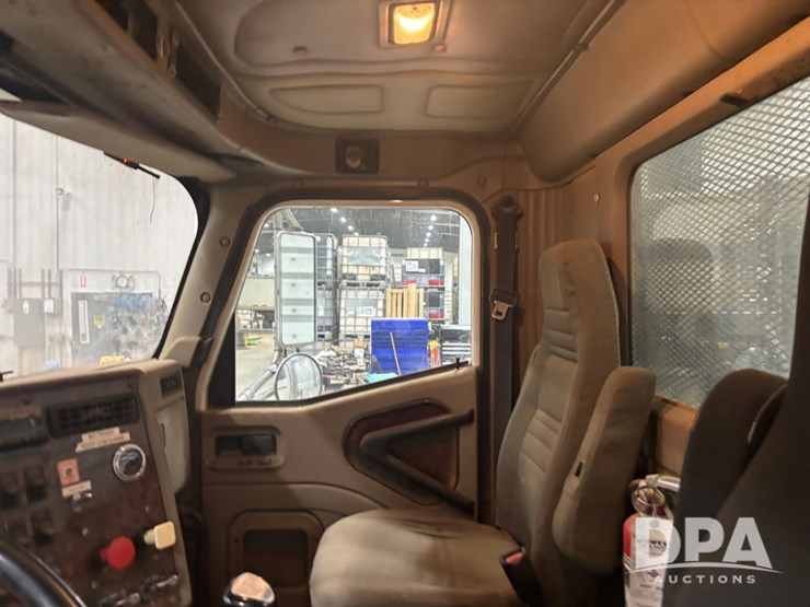 international-9900i-image-61