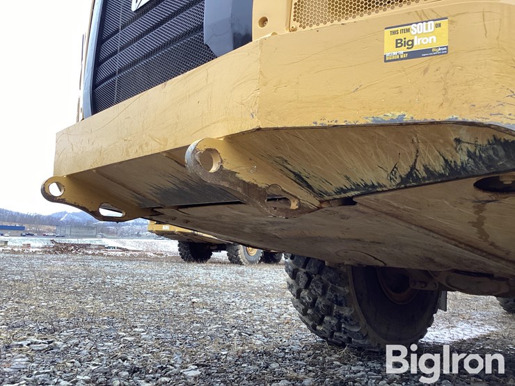 caterpillar-745c-image-10