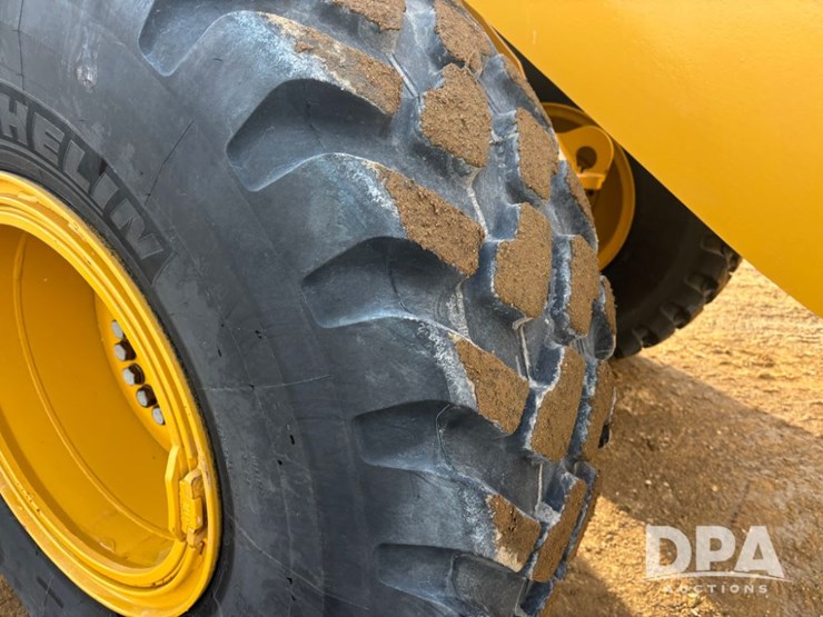 caterpillar-926m-image-64