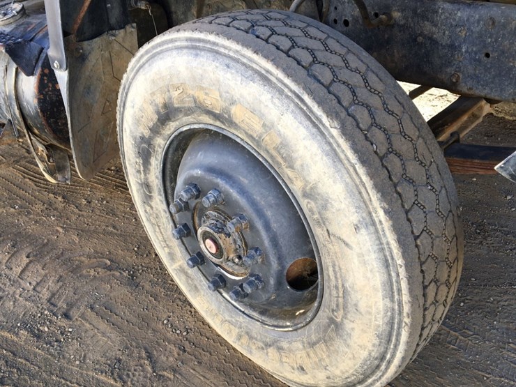 ford-ln8000-image-11