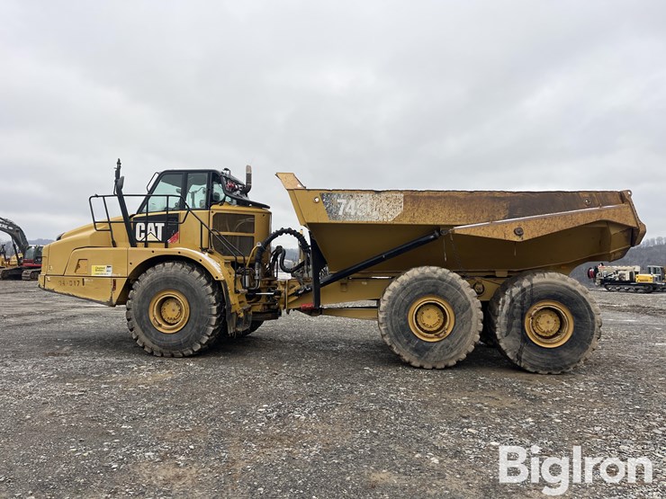 caterpillar-745c-image-8