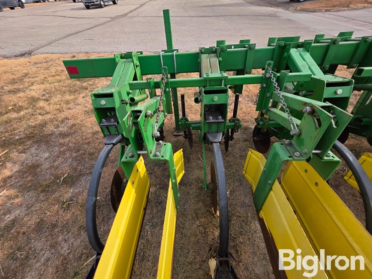 john-deere-885-image-9