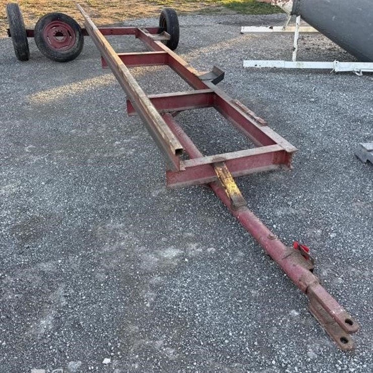 CUSTOM TRAILER