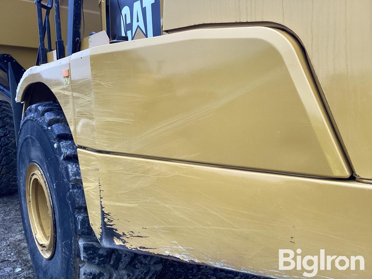 caterpillar-745c-image-14