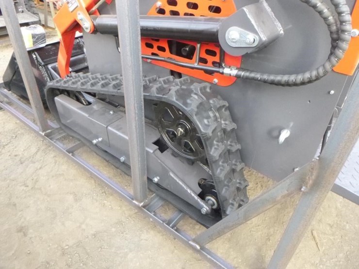 2025-agt-ysrt14-skid-steer-track-loader-image-18