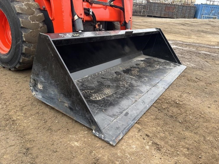 kubota-ssv75-image-10