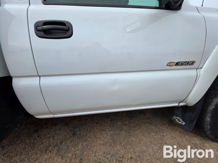 chevrolet-silverado-3500-image-13