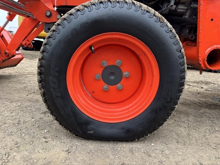 kubota-b2301-image-18