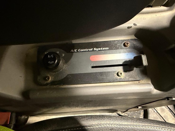 kubota-svl75-2-image-22