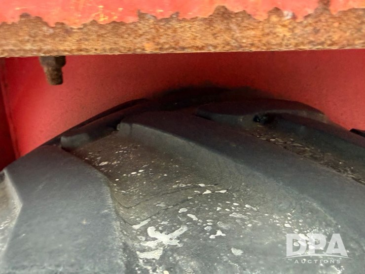 massey-ferguson-7500-image-11