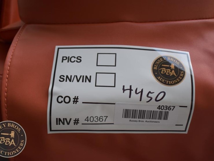 tpm-tp-z69-ergonomic-massage-chair,-orange-and-white,-built-in-control-panel-image-9