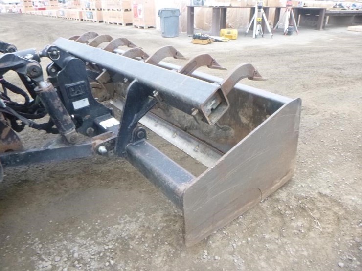 2021-caterpillar-415-il-image-17