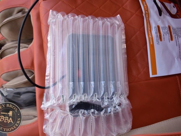 tpm-z69-massage-chair,-full-body-air-pressure,-zero-gravity,-heating-function-image-3