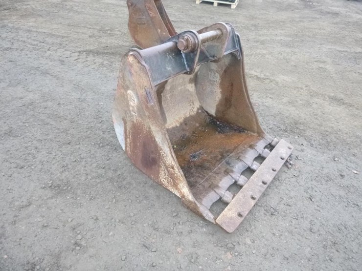 caterpillar-36-image-2