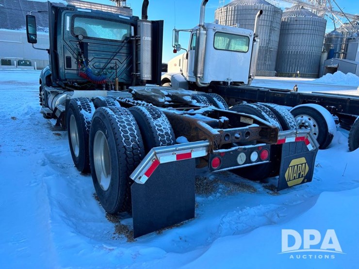 international-prostar-image-10