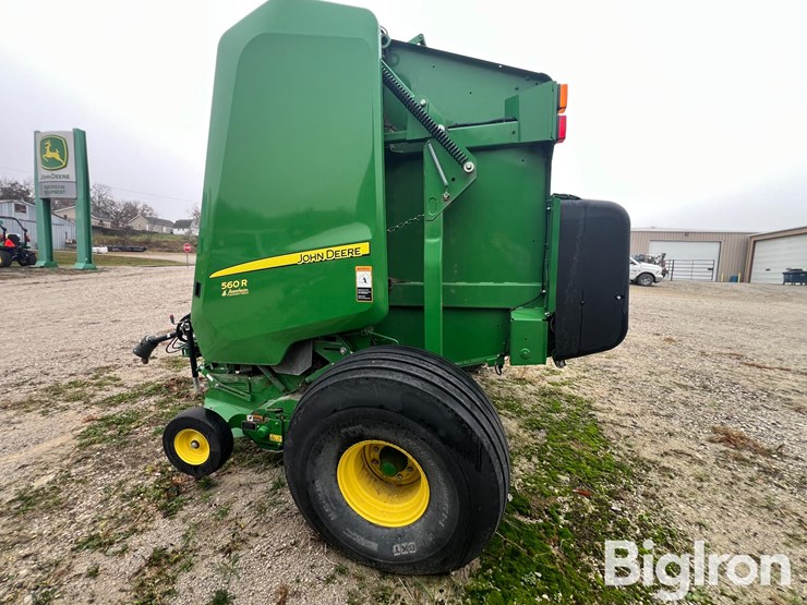 john-deere-560r-image-8