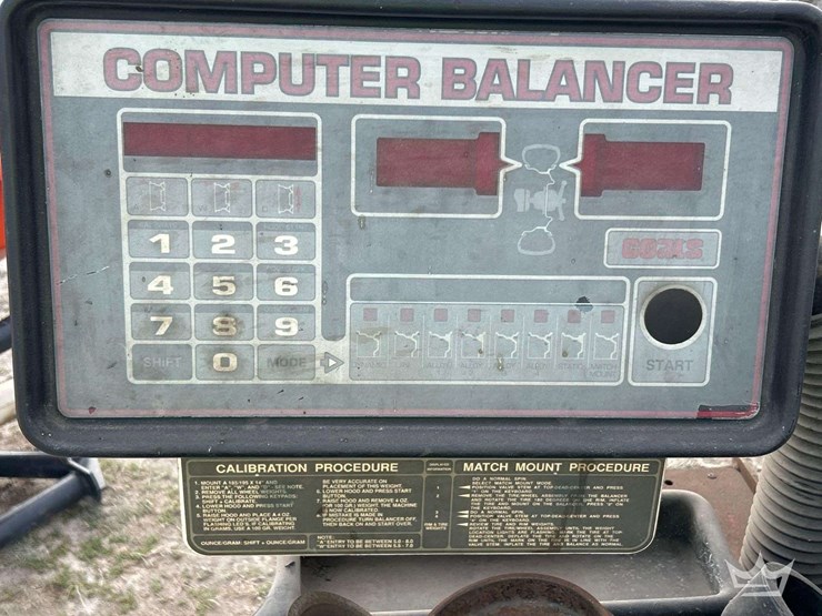 coats-1055-direct-drive-wheel-balancer-machine-image-5