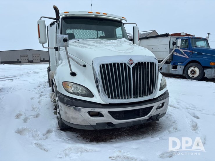 2012-international-prostar-image-13