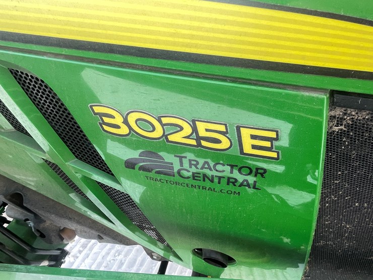 john-deere-3025e-image-10