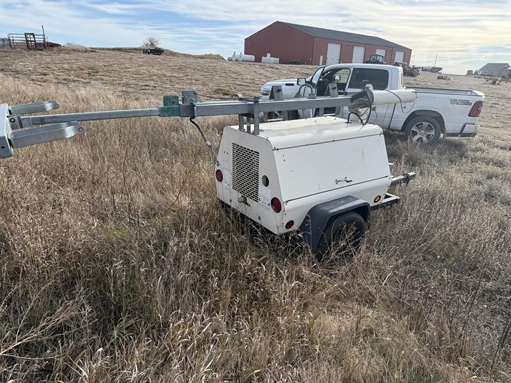 unknown-light-tower-image-5