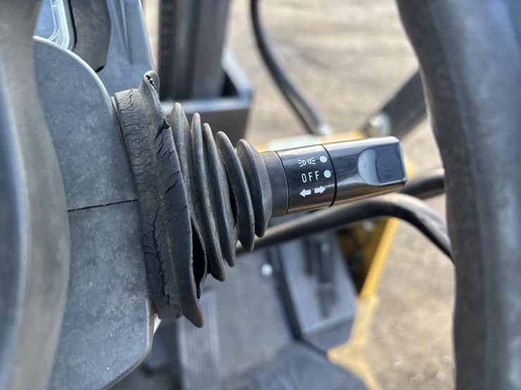 caterpillar-gc35k-image-23