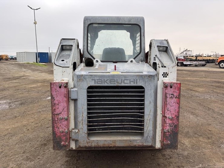 2016-takeuchi-tl8-image-8