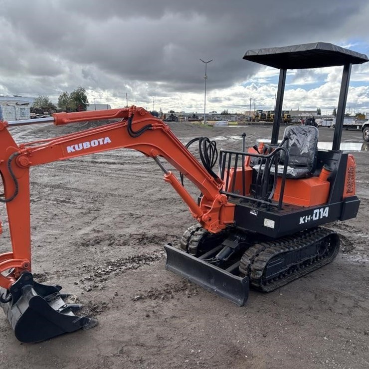 KUBOTA KH014