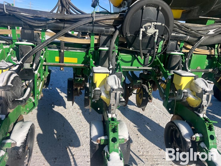 john-deere-1770nt-ccs-image-19