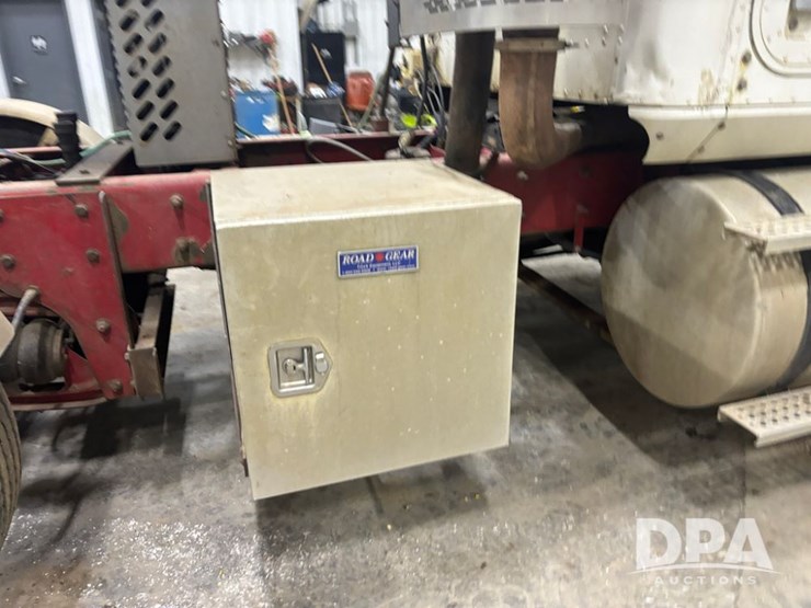 international-9900i-image-50