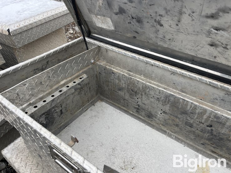 aluminum-pickup-toolboxes-image-8