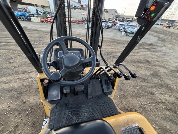 caterpillar-gc35k-image-19