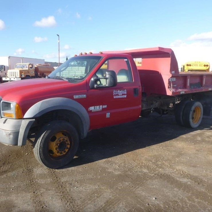 2005 FORD F550