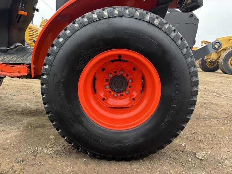 kubota-b2301-image-22