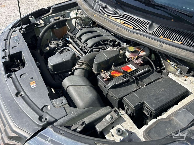 2018-ford-explorer-awd-suv-image-8