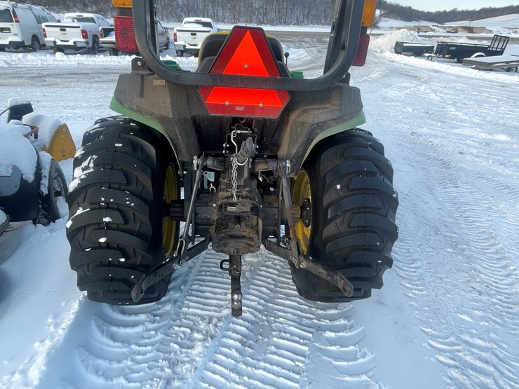 john-deere-3025e-image-12