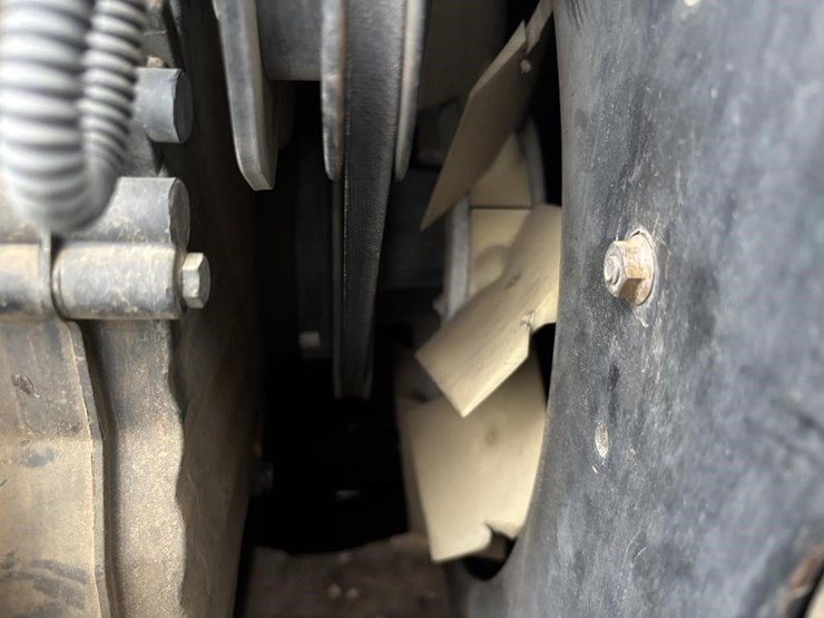 ditch-witch-jt922-image-28