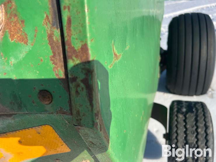 john-deere-566-image-15